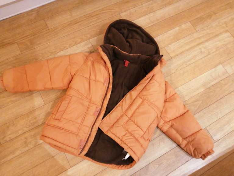 Coat size 6_7 years old