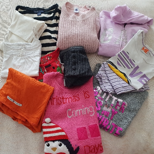Girls clothes