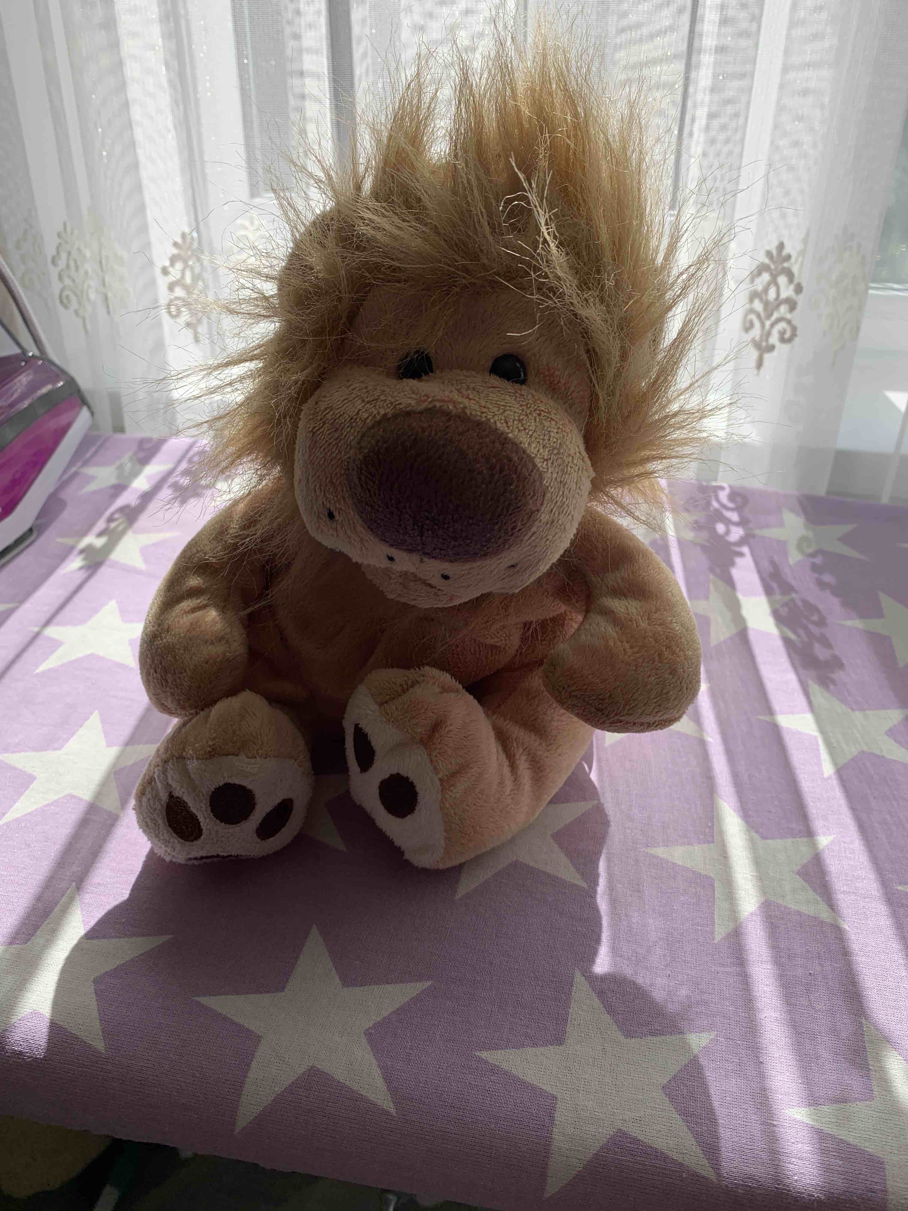 Lion toy