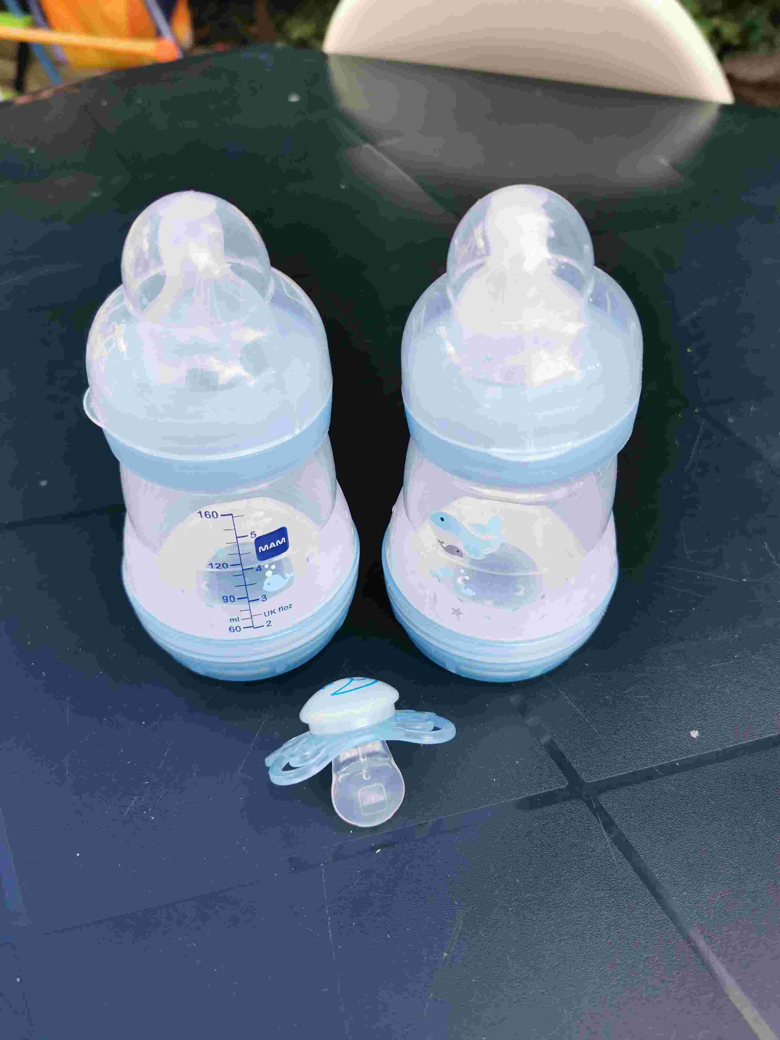Mam Anti Colic Self Sterilising Bottle 160ml inc Soother