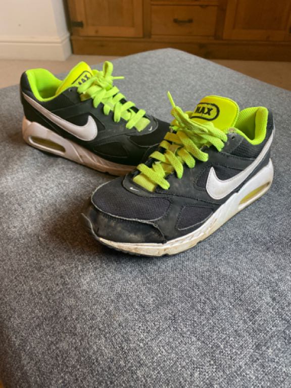 Nike air max trainers