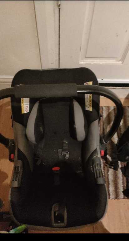 Rear facing car seat