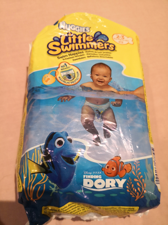 Swim nappies size 2-3.