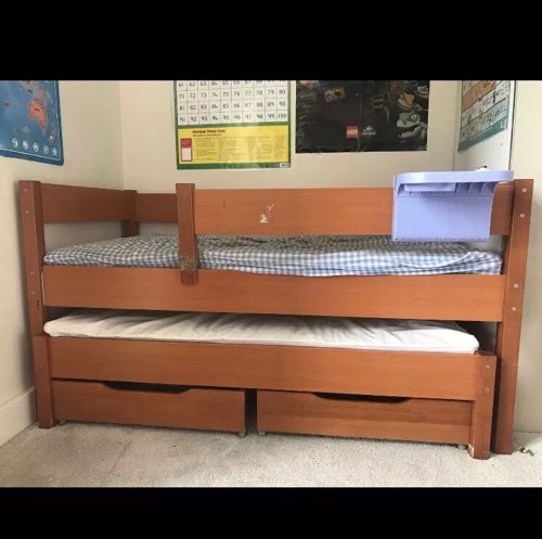 Trundle bed with storage